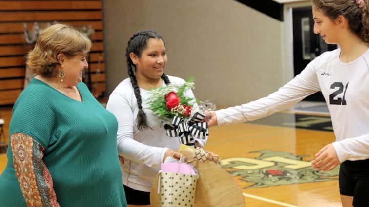 volleyball-senior-night-42