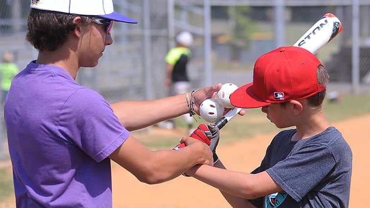 lyon-baseball-camp