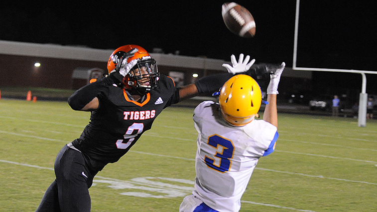 hoptown-football-3
