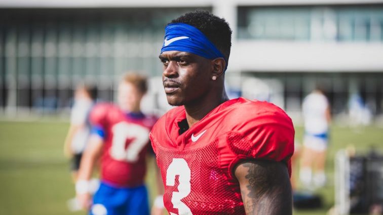 200901-preseason-practice-6_jn09