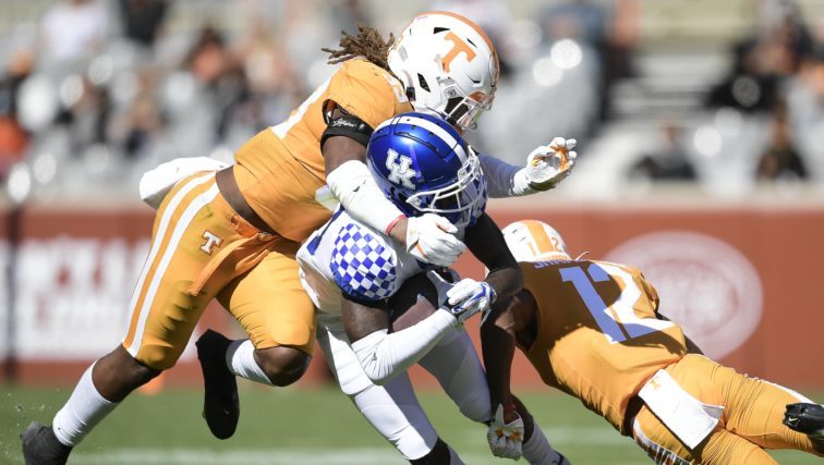 101720_tenn_ky_gameaction-3