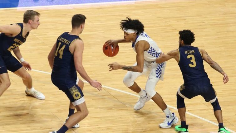 boston-triple-teamed-2