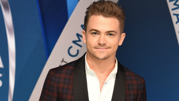 m_hunterhayescmaredcarpet113017
