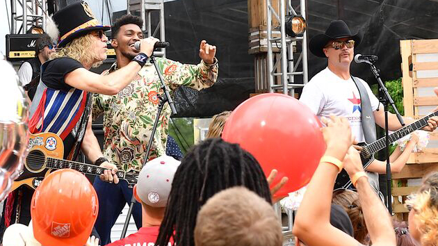 Big &amp; Rich are &quot;Comin' to Your City&quot; on ESPN's &quot;College GameDay