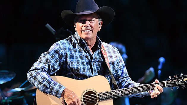 george-strait-to-return-to-2022-rodeohouston-with-performance-at-nrg