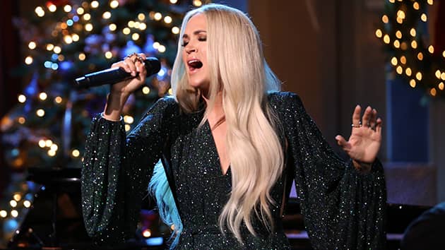 Carrie Underwood on favorite Christmas traditions and why "Favorite Time of Year" is "hard to sing without smiling" - Vimarsana News