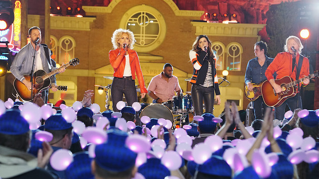 Little Big Town Miranda Lambert Are Back On The Bandwagon For 2022 Tour Froggy 92 9