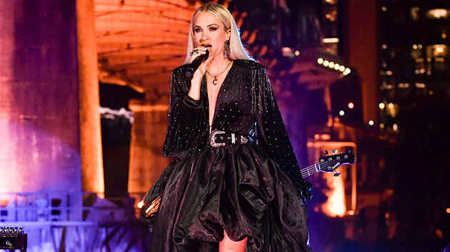 Carrie Underwood says her new album will inspire fans to "sing into your hairbrush" - Vimarsana News
