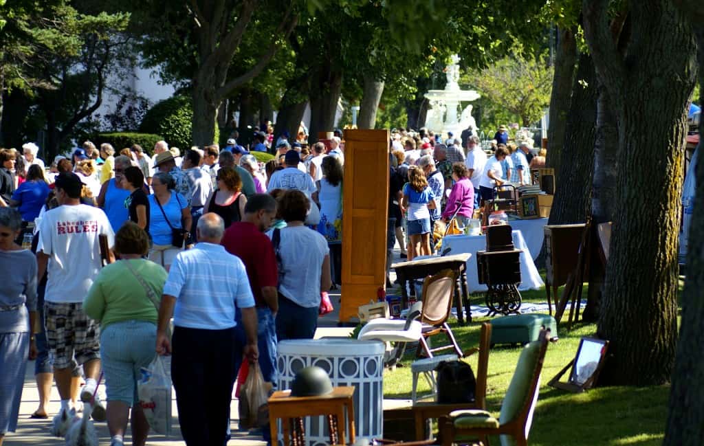 ANTIQUES ON THE BLUFF RETURNS TO LAKE BLUFF PARK, FIRST SUNDAYS, MAY