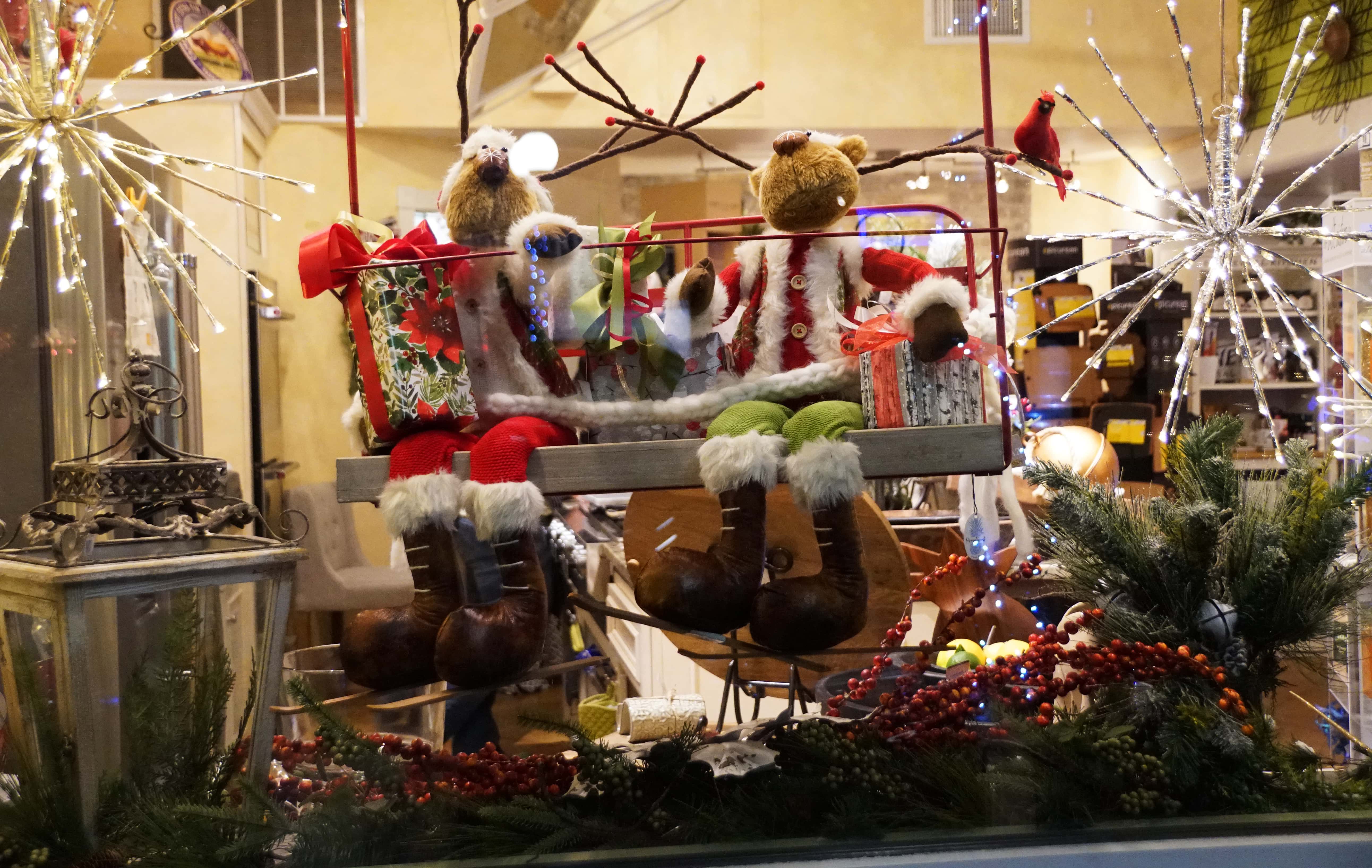 Early Holiday Sales Setting the Stage for Solid Retail Christmas
