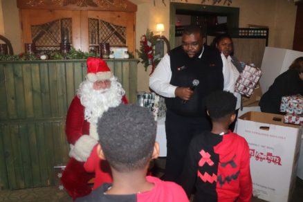 Tosi's & Salvation Army Renew 60-Year Christmas Tradition of Giving Back - Vimarsana News