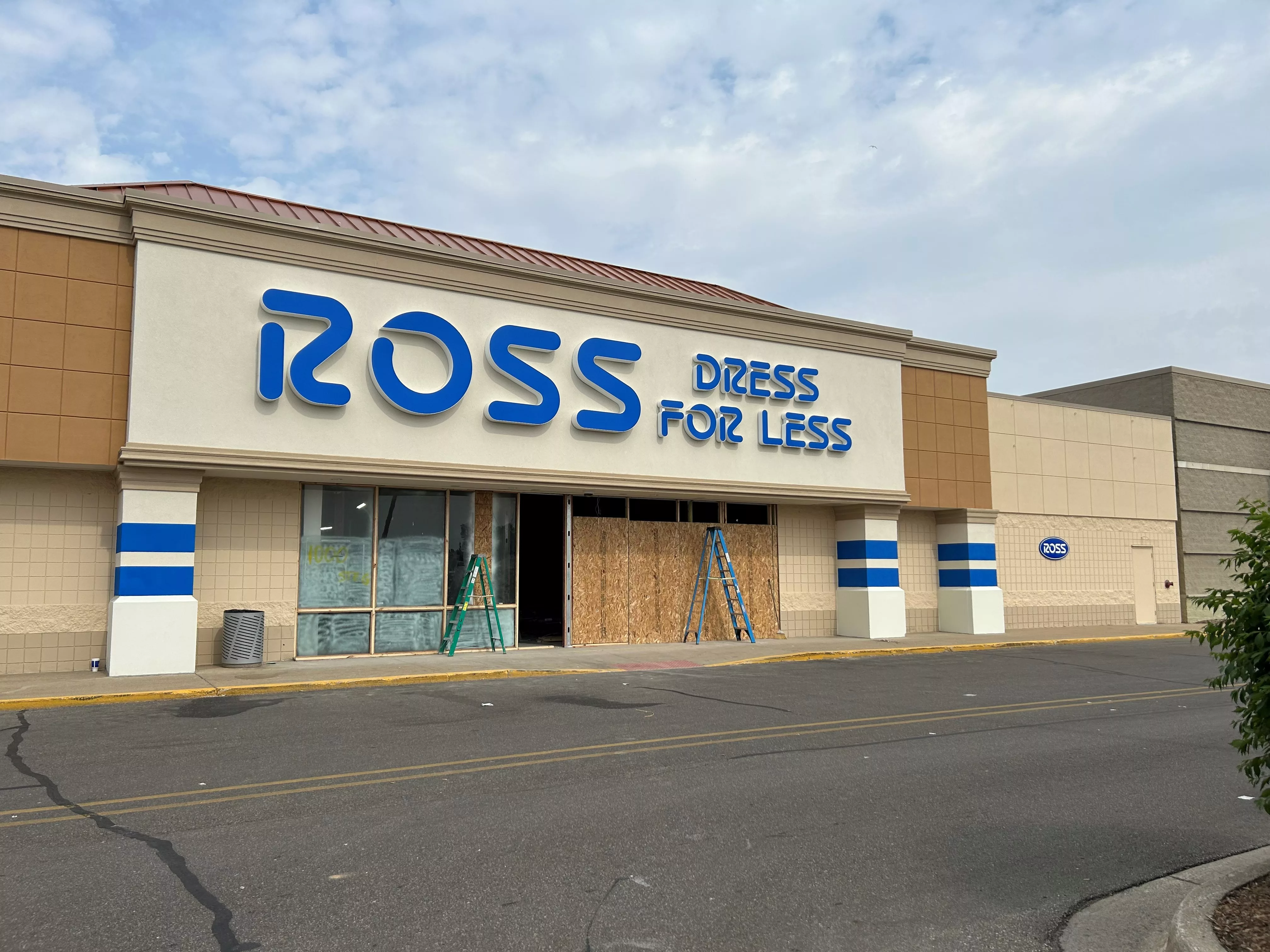 ross-dress-for-less-1