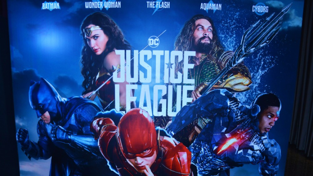 warner bros movie world justice league