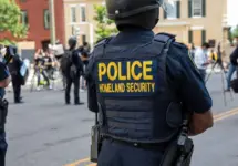 DHS Officer in riot gear outside the White House WASHINGTON^ DC - JUNE 28^ 2020