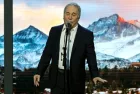 Singer Paul Simon entertains the Delegates on the first day of the Democratic National Convention in the Wells Fargo Arena Philadelphia^ Pennsylvania^ USA^ July 25^ 2016