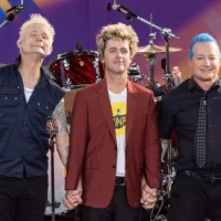 rock group Green Day (Mike Dirnt^ Billie Joe Armstrong^ Tre Cool) at ABC Good Morning America concert in Central Park in New York on July 26^ 2024