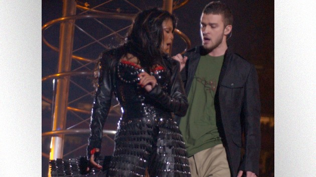 Stylist claims Justin/Janet wardrobe malfunction was a deliberate attempt to one-up Britney/Madonna - Vimarsana News