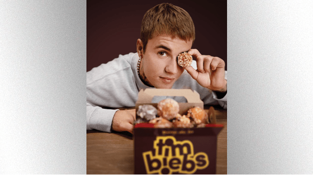 "Holy" donut hole: A guy tried selling a crumb of a Justin Bieber's "TimBieb" treat for $100,000 - Vimarsana News