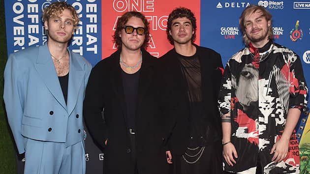 5 Seconds of Summer sued by former managers for $2.5 million - Vimarsana News