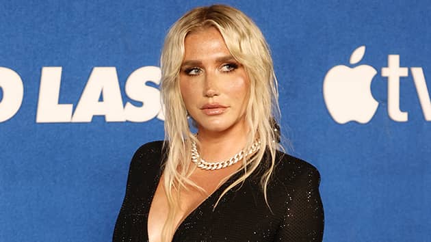 Kesha lavishes praise on Dolly Parton: "She's so much of a guiding light, and she has no idea" - Vimarsana News