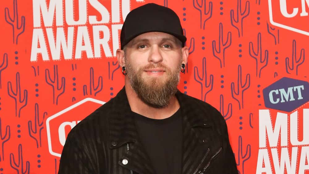 Brantley Gilbert Drops New Video For "Fire't Up" | KQUS 97 ...