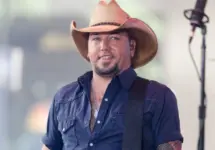 Jason Aldean performs onstage at NBC's 'Today Show' at Rockefeller Plaza July 31^ 2015 in New York City.