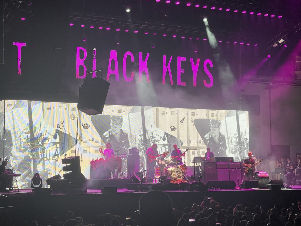 Sadie Black Keys Concert - Vimarsana News