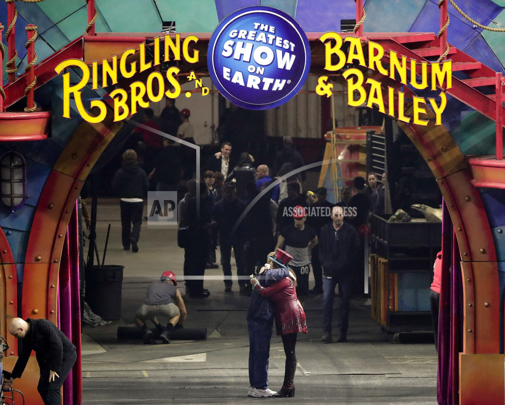 ringling-bros-leaving-the-life
