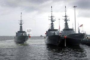 singapore-us-navy-ship-collision-2