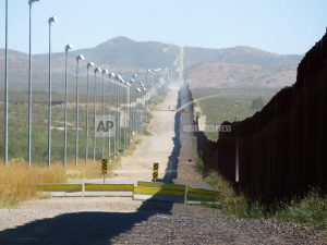mexico-border-wall-images