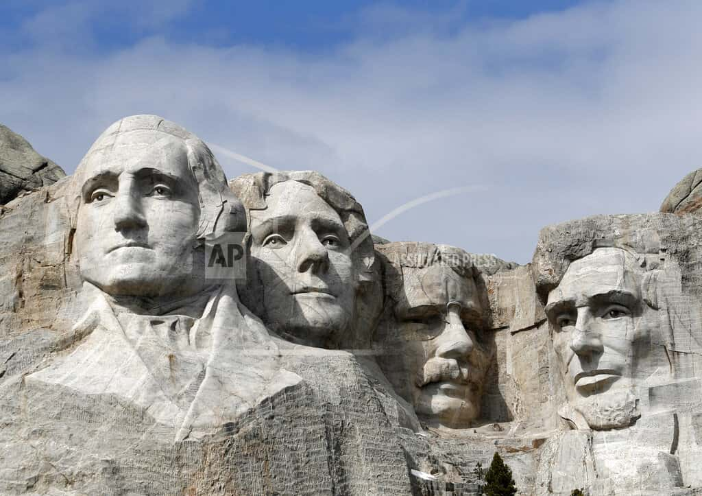 social-distancing-not-required-at-trump-mount-rushmore-event-1380-kota-am