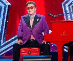 m_eltonjohnatoscars1_craigsjodin_072823280101