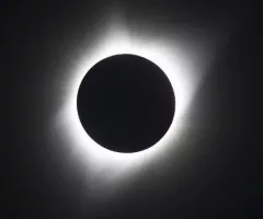eclipse-gty-jt-240402_1712075071586_hpembed_21x13688425