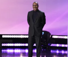 e_eddiemurphy_052925460244