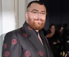 getty_samsmithsmiles_072225432277