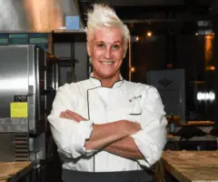 getty_anneburrell_072425339123