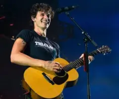 getty_shawnmendeso2arena_081825690301