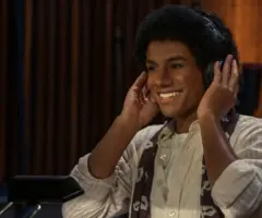 e_jaafarjacksonmichael_31926476864