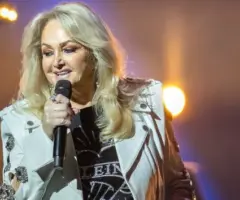 getty_bonnietyler_050626969082