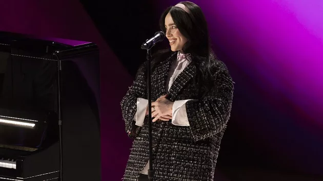 m_billieeilish_04242411409