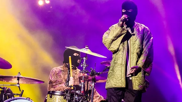 g_twentyonepilots_112524290322