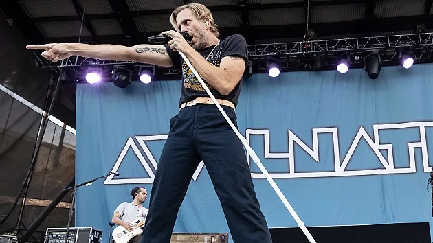 g_awolnation_120424974293