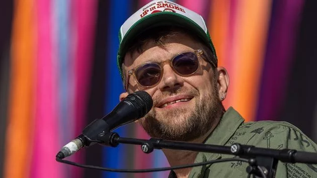 g_damonalbarn_032825704917