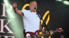 g_peterhook_082025563189
