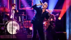 getty_mattberningeronfallon_091025631519