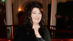 g_katebush_092225103984