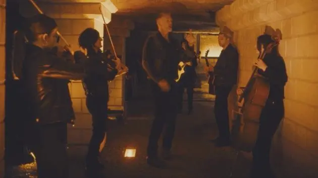 m_qotsa_071525557153