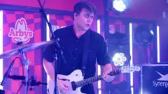 g_jimmyeatworld_030926255237