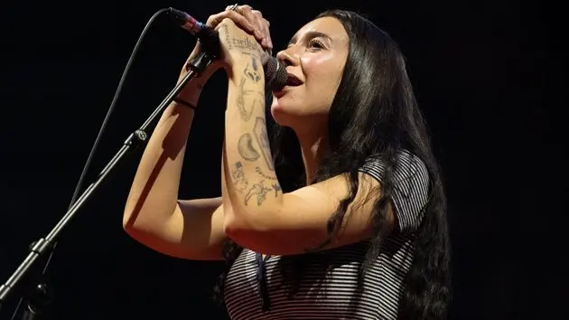 g_juliawolf_040726785041