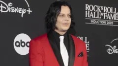 m_jackwhite_11112574470